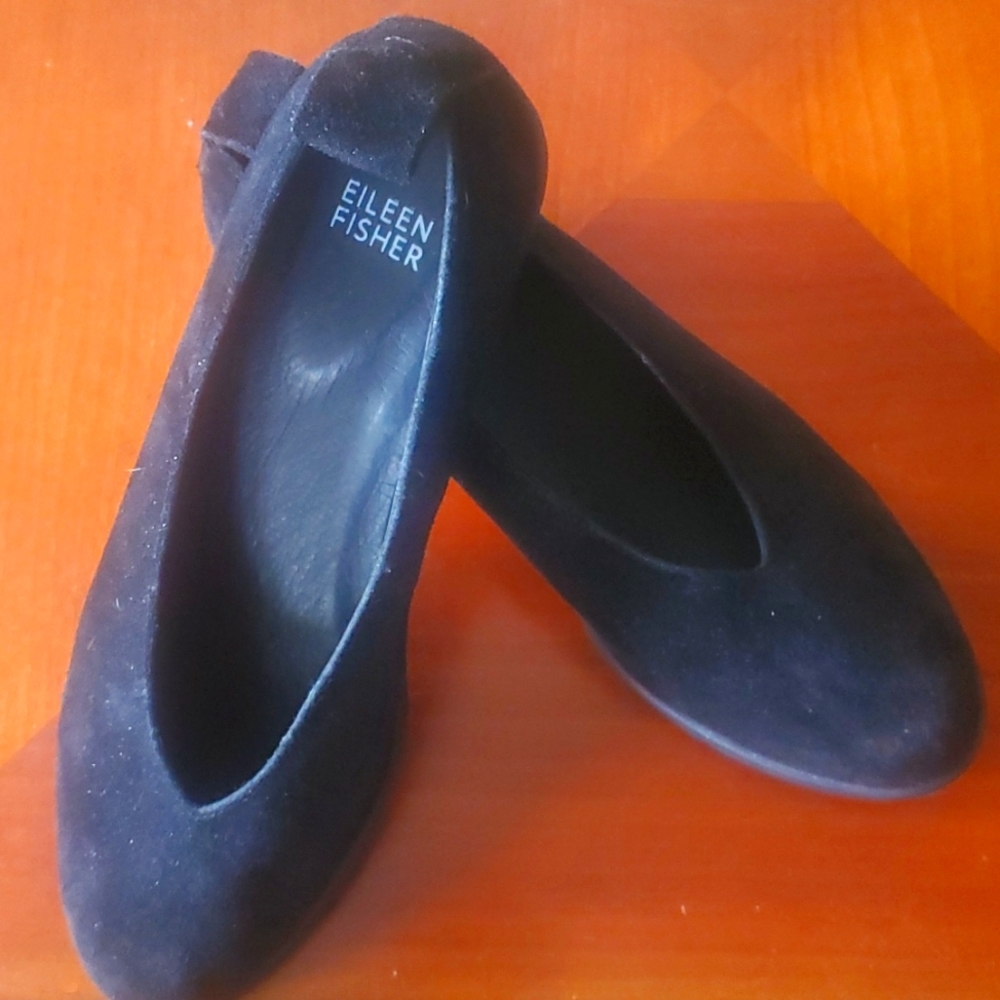 Eileen Fisher Black Suede Ballet Flats